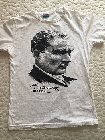 Atatürk baskılı tişört