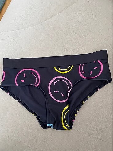 11-12 Yaş Beden çeşitli Renk H&M kız çocuk bikini alt üst takım