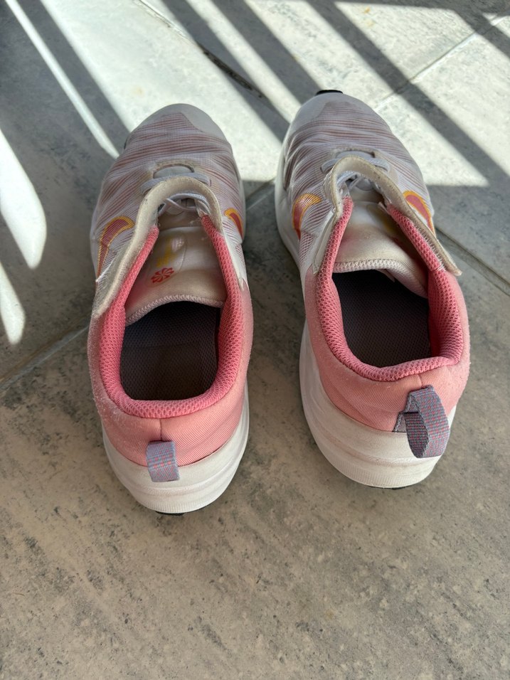 Kız Çocuk Renkli Bağcıksız Spor Ayakkabı - Görsel 2