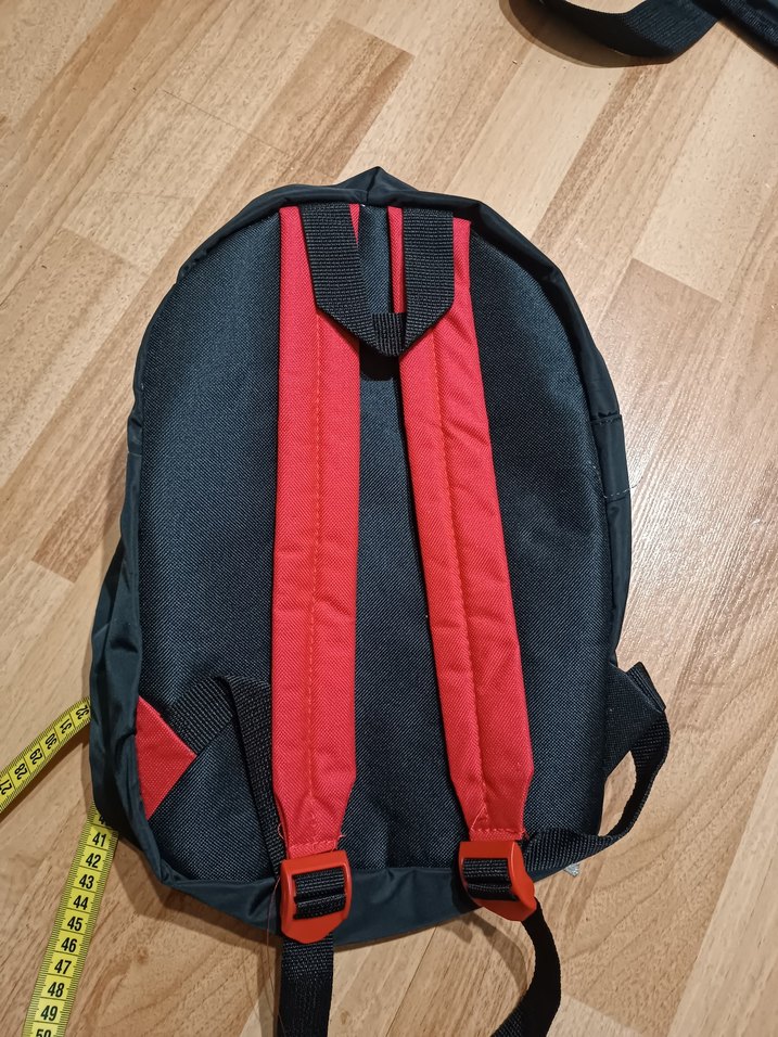 Siyah Fermuarlı Kadın Sırt Çantası - Görsel 3