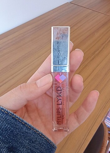 Kiko LYKD gloss