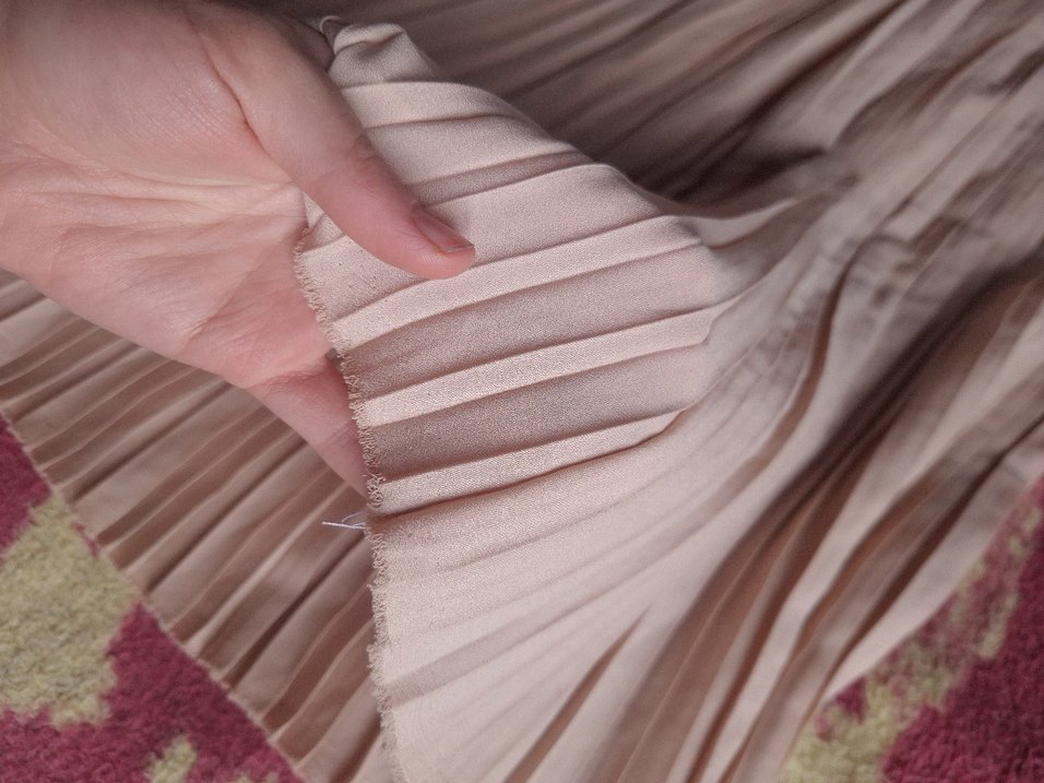 Bej Pliseli Uzun Kadın Etek - Görsel 2