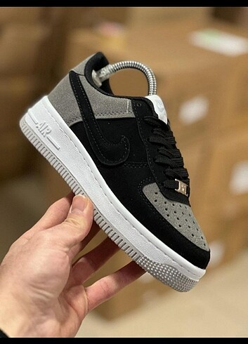 Nike air force kadin spor ayakkabı MARKA TEMSİLİDİR Nike Air For