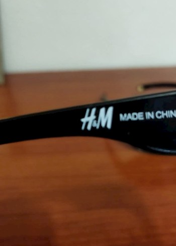 #HM#GÖZLÜK#şapka#bere#mayo#şemsiye#lens# - Görsel 10