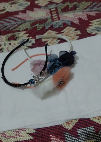 LC Waikiki Romantik Cicekli Sac Bandi Seti
