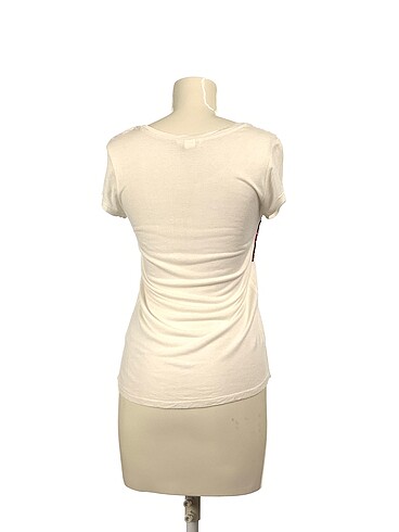 s Beden H&M T-shirt %70 İndirimli.