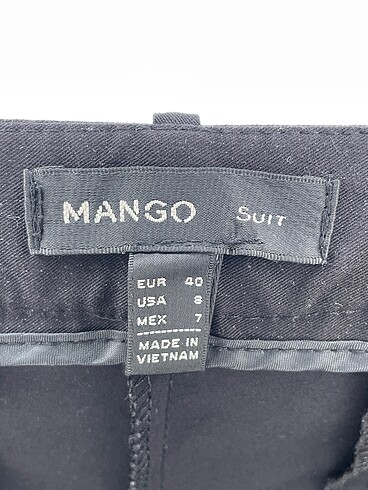 40 Beden siyah Renk Mango Kumaş Pantolon %70 İndirimli.