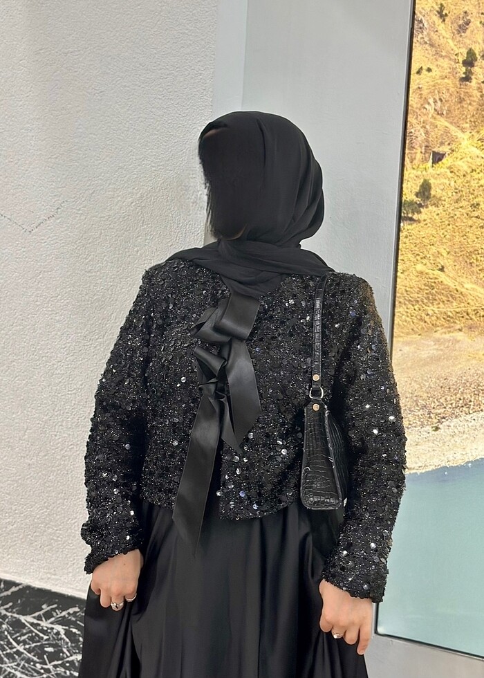 Özel gün etekli takım - Görsel 2