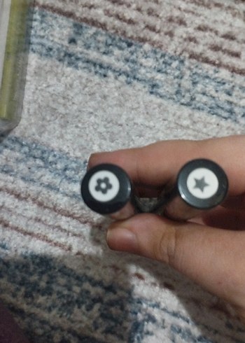 Parlak Siyah Maskara - Görsel 2