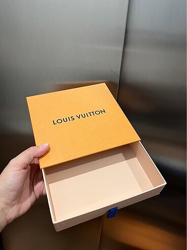 Louis Vuitton Lv takı kutusu
