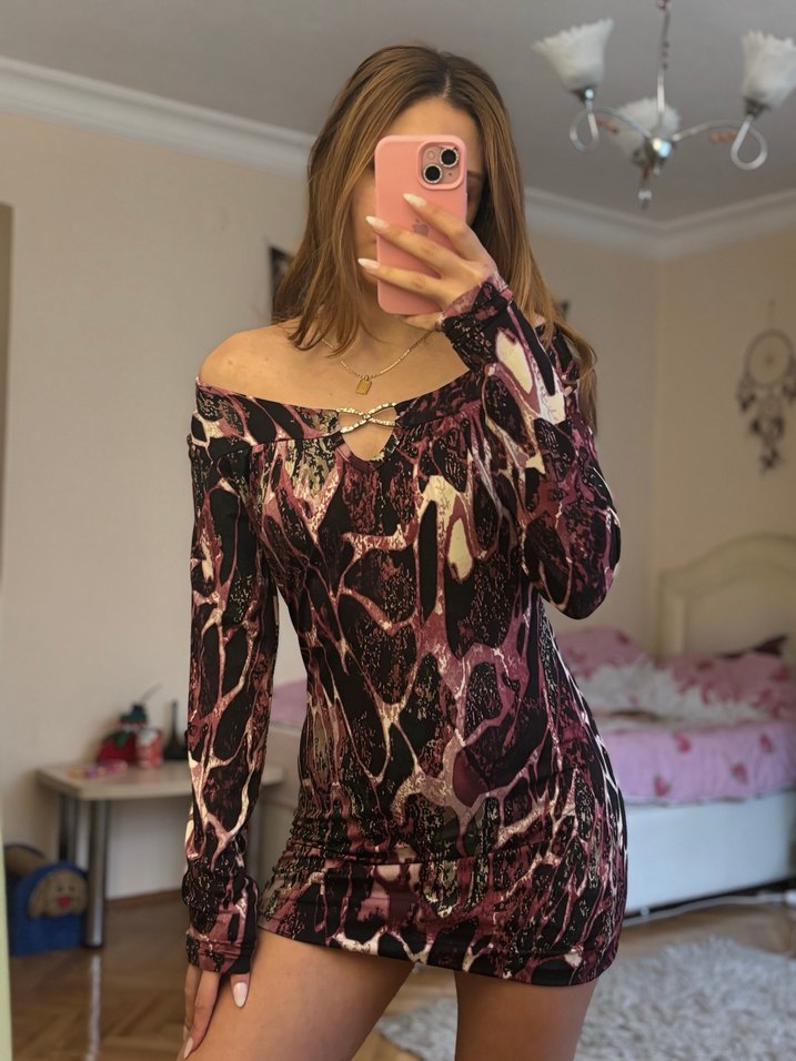 Gothic Grunge Likrali Taşlı Elbise - Görsel 2