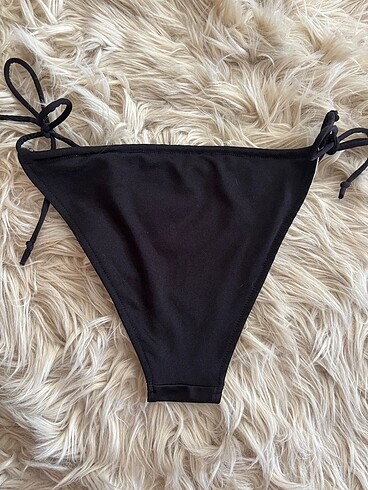 Penti İpli Brazilian Bikini Altı