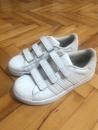 Adidas superstar