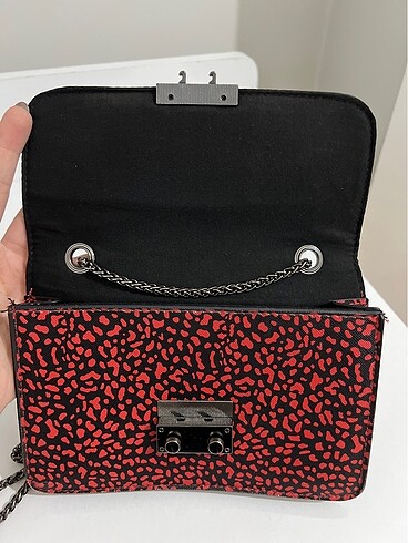  Beden Bershka Çanta