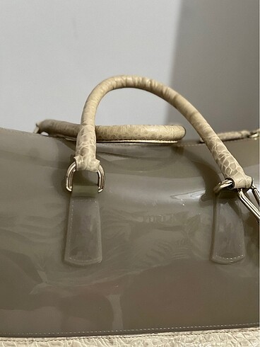 Beden Furla Çanta