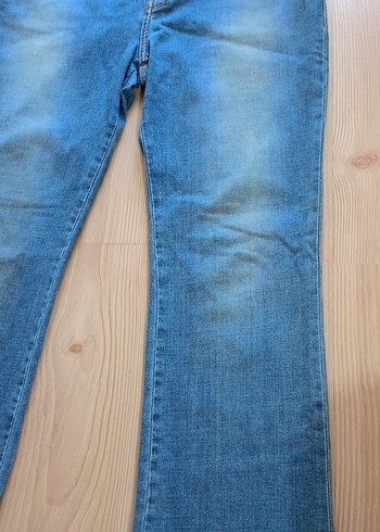 38 Beden Parlak Mavi Kadın Denim Jean