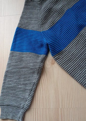 Gri Çizgili Erkek Çocuk Kazak - Görsel 3