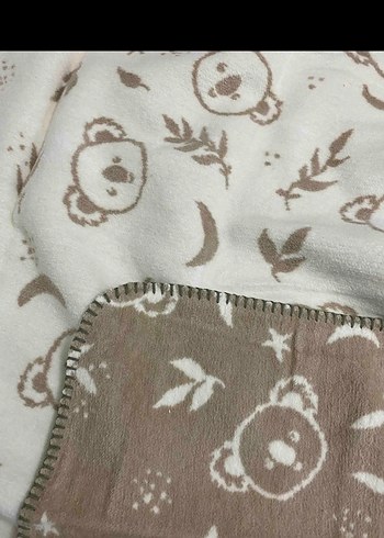 Baskılı Bej Çocuk Battaniyesi - Görsel 4