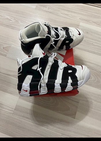 Beyaz Siyah Puffed Air Spor Ayakkabı