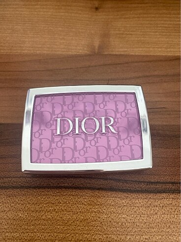 Dior allık. 063 PINK LILAC RENGİ orijinal ürün