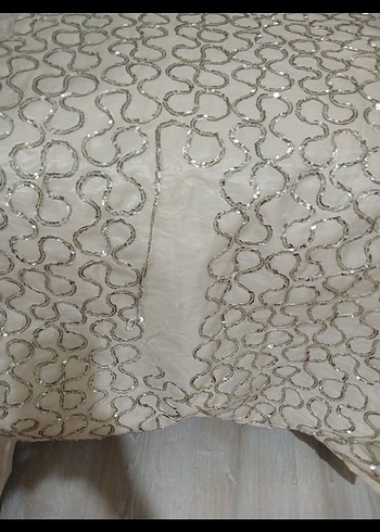 İşlemeli Yatak Örtüsü - Görsel 5