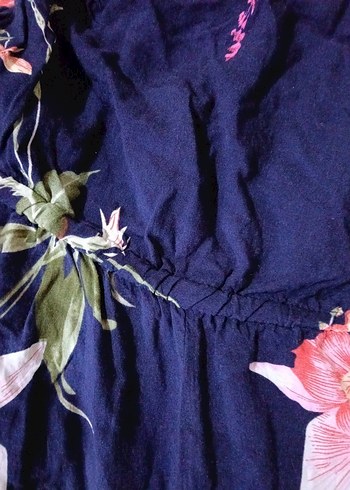 Kadın Lacivert Çiçekli Mini Tulum - Görsel 3