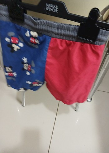 Renkli Mickey Mouse Desenli Erkek Çocuk deniz sortu
