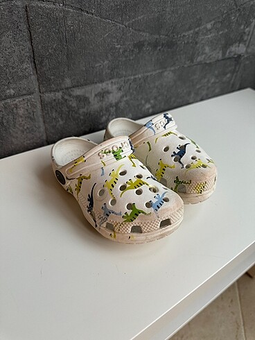 Crocs Crocs C9 dinozor desenli terlik