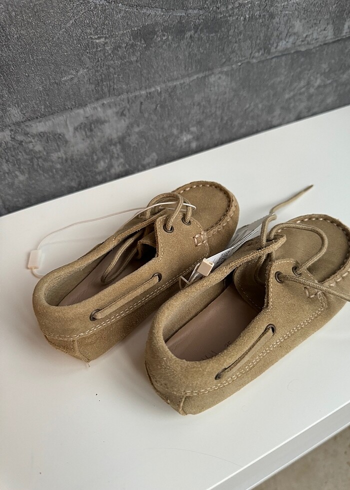 Zara sıfır etiketli deri loafer 25 numara - Görsel 3