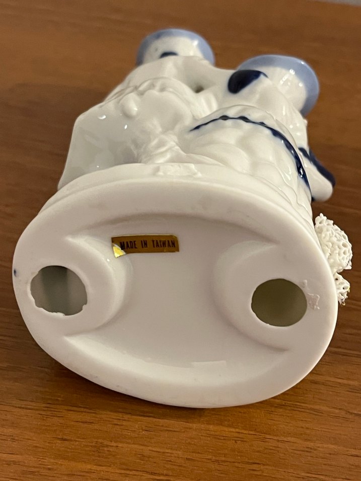 Dantel Detaylı Beyaz Figürin - Görsel 3