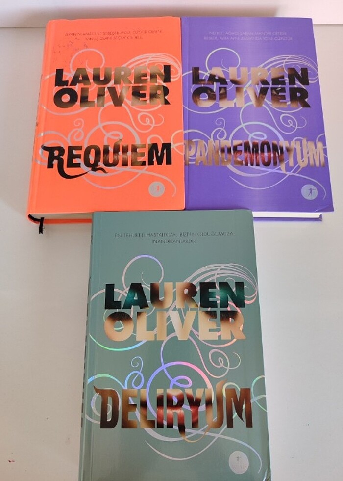 Deliryum üçlemesi Lauren Oliver - Görsel 2
