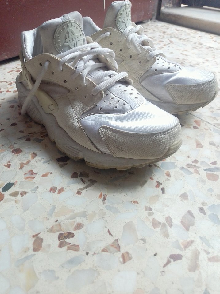 Beyaz Bağcıklı Kadın Spor Ayakkabı 39 numara - Görsel 2