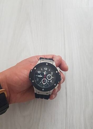Hublot saat - Görsel 3