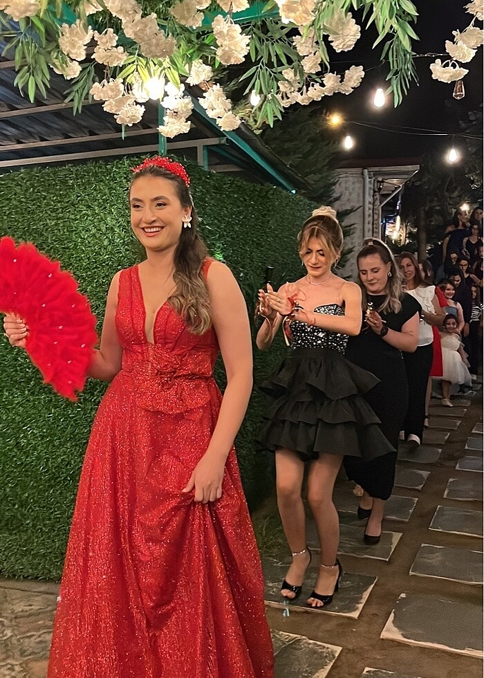 Kına elbisesi abiye - Görsel 2