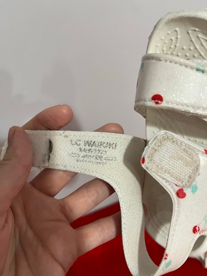 Kız Çocuk Beyaz Cırt Cırtlı Sandalet - Görsel 2