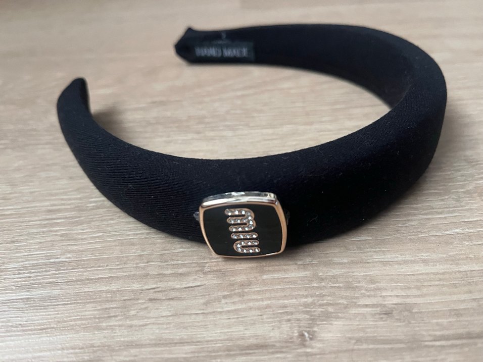 Miu Miu logolu taç - Görsel 2