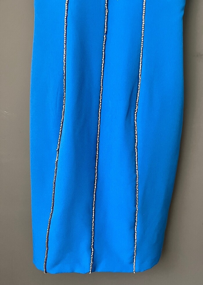 Harika taşlı mavi elbise - Görsel 3