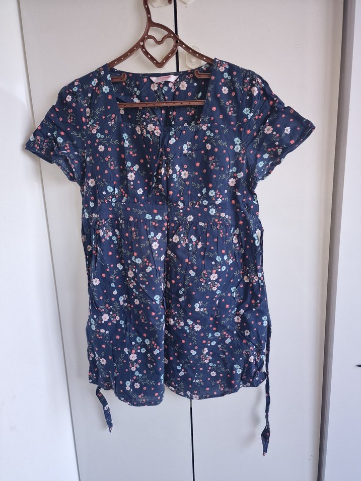 Çiçek Desenli Lacivert hamile bluz - Görsel 3