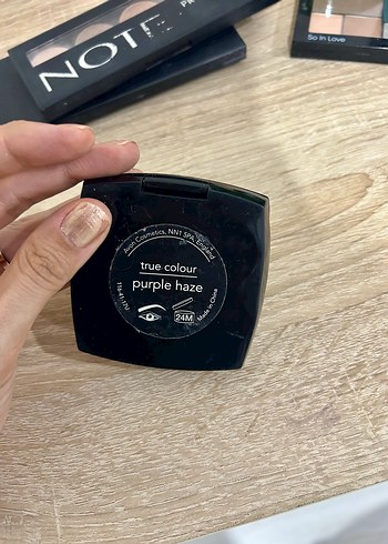 AVON Dörtlü Göz Farı Paleti - Görsel 3