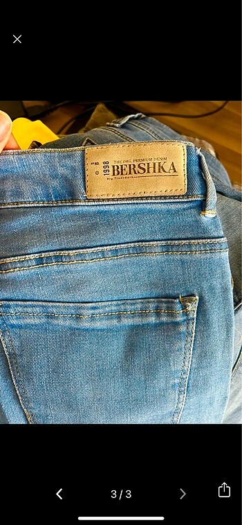 36 Beden Bershka açık mavi ispanyol paça jean