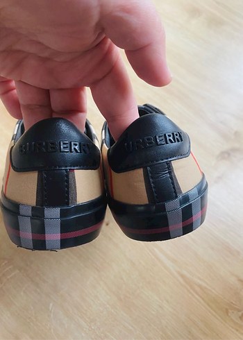 Orjinal Burberry Çocuk Ayakkabı - Görsel 4