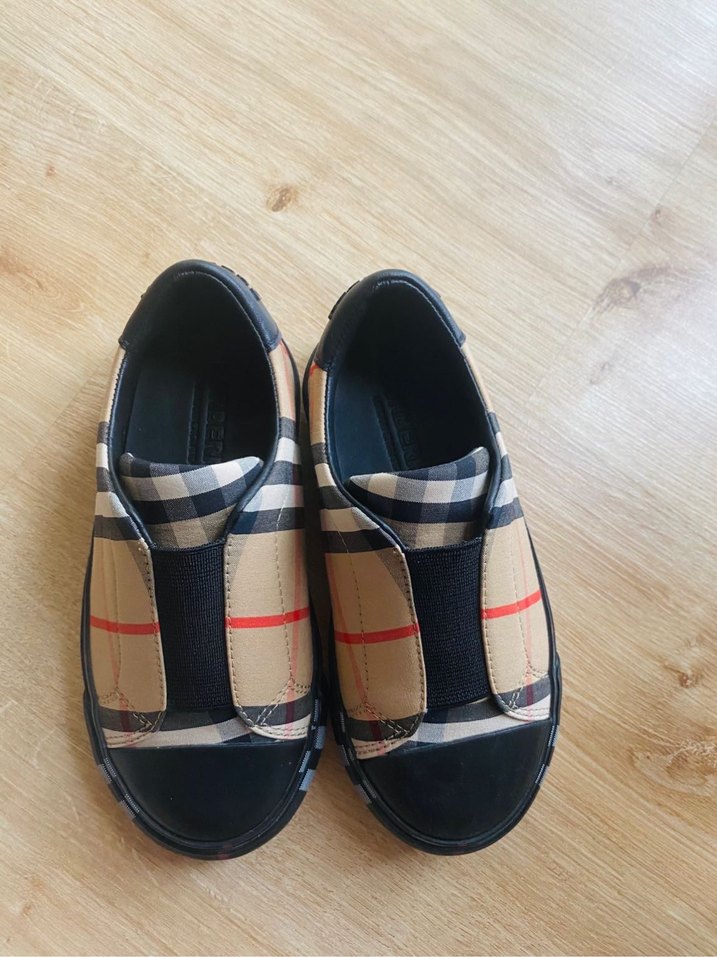 Orjinal Burberry Çocuk Ayakkabı - Görsel 2