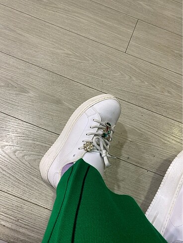 39 Beden Sneaker
