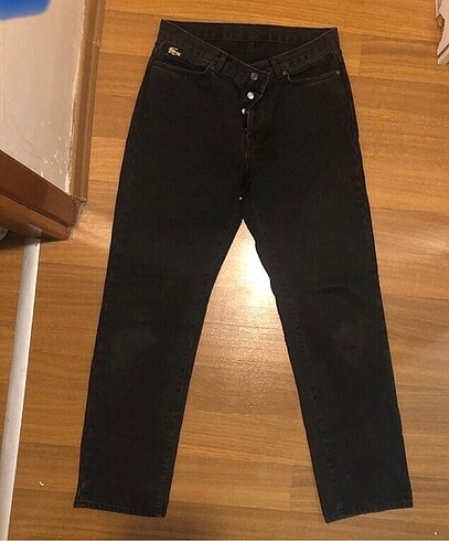 İhracat fazlası Lacoste marka yeni erkek jeans