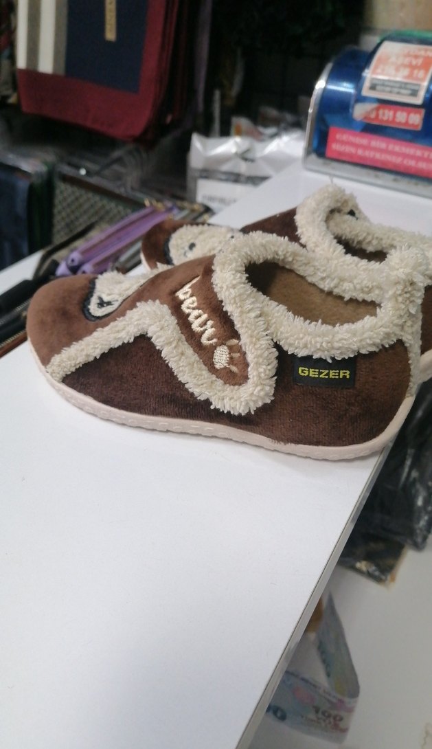 Erkek Çocuk Kahverengi Kürklü Ev Terliği - Görsel 4