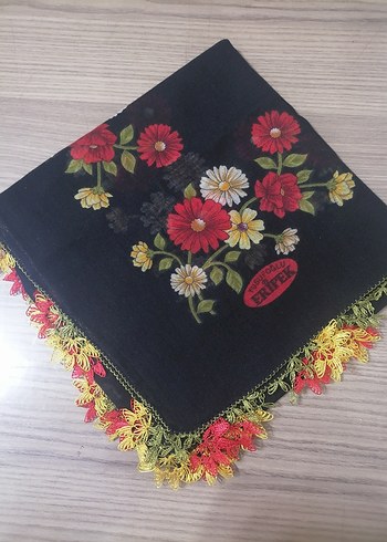 Çiçek Desenli Çok Renkli igne oyasi yazma - Görsel 3