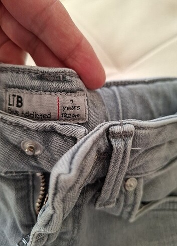 Kız çocuk jean şort LTB - Görsel 6