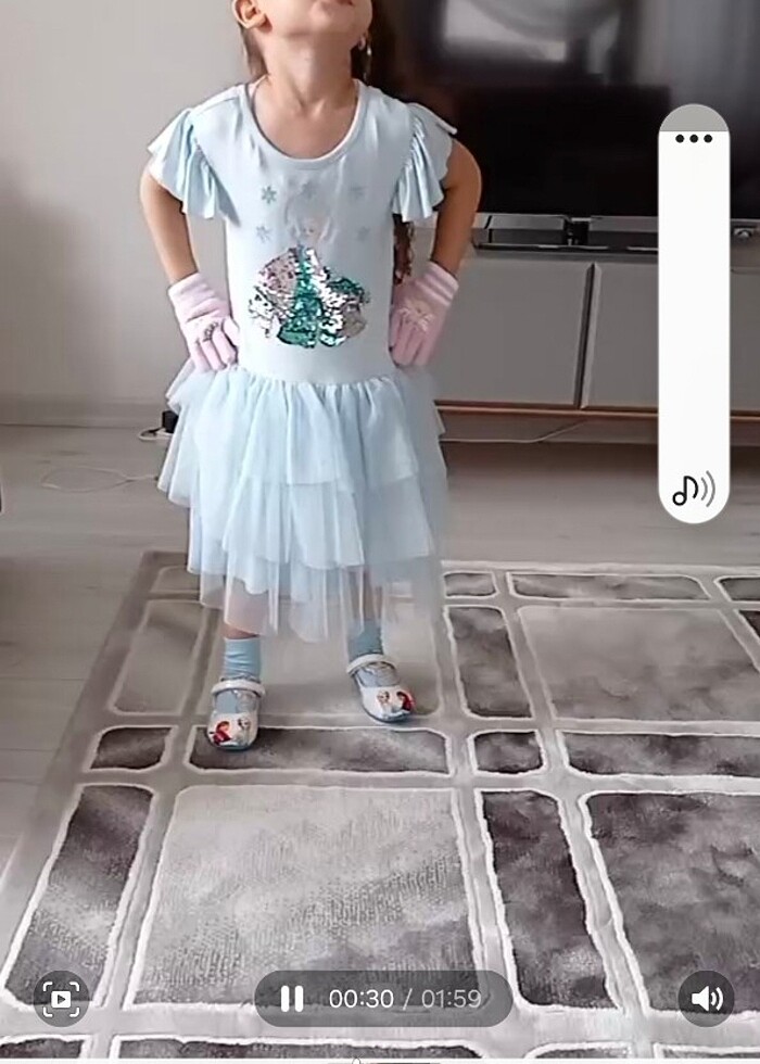 Elsa figürlü pullu renk değişimli - Görsel 2