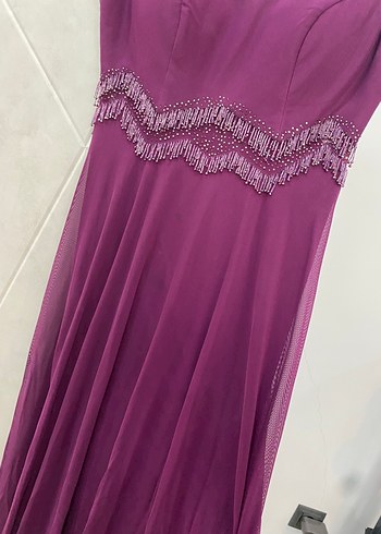 Mor V Yaka İşlemeli Uzun Abiye Elbise - Görsel 3