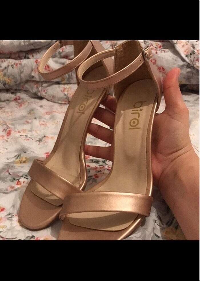 Kadın topuklu ayakkabı - Görsel 3